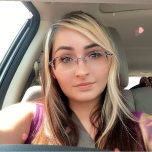 Meet your Posher, Faith